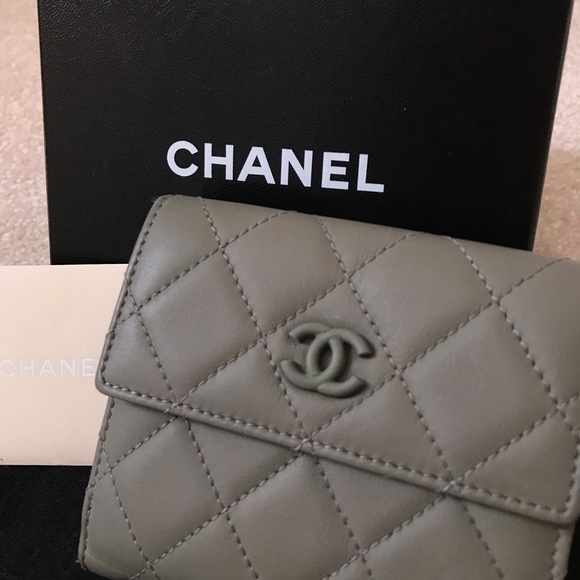 💯Authentic CHANEL wallet - Picture 2 of 6